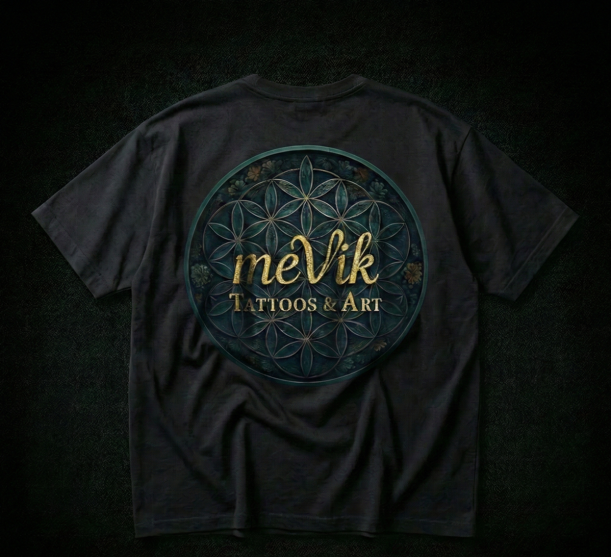 MeVik Backprint  -  Oversized T-Shirt